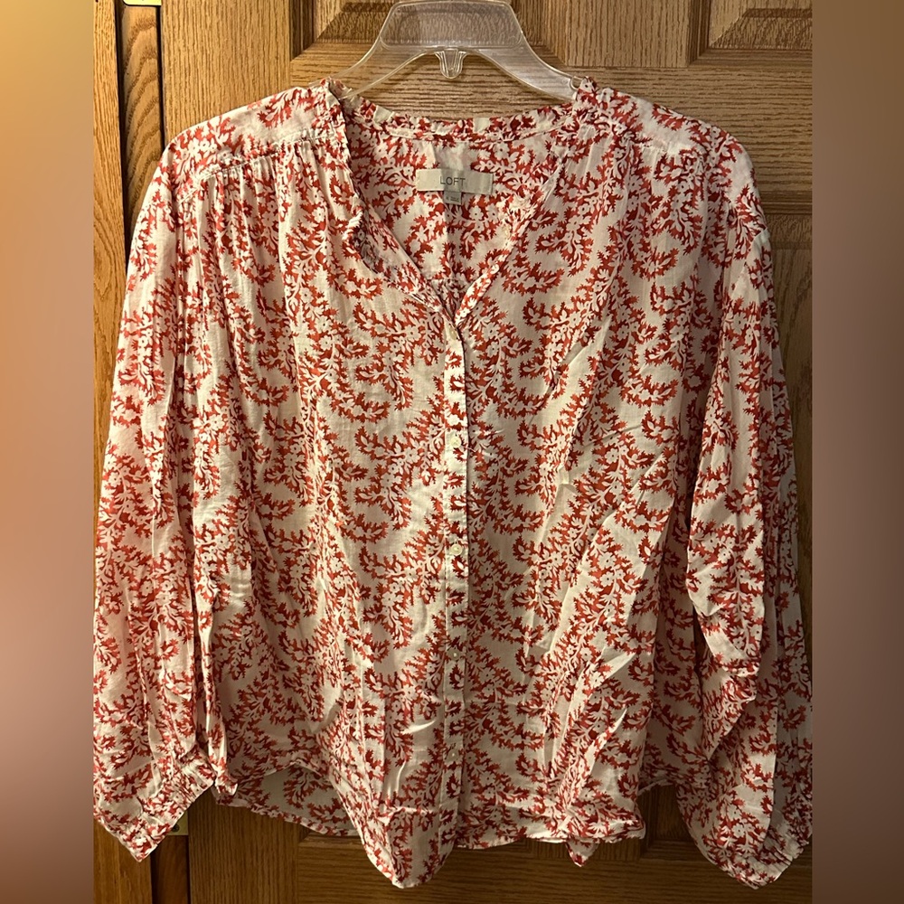 Loft - XL - beautiful coral and white blouse.